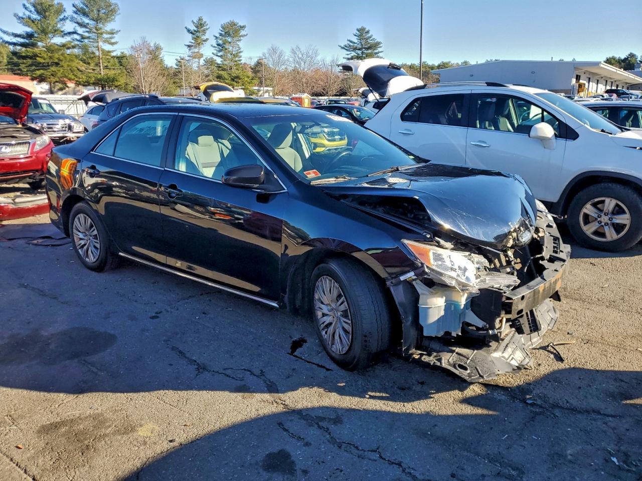 2013 TOYOTA CAMRY