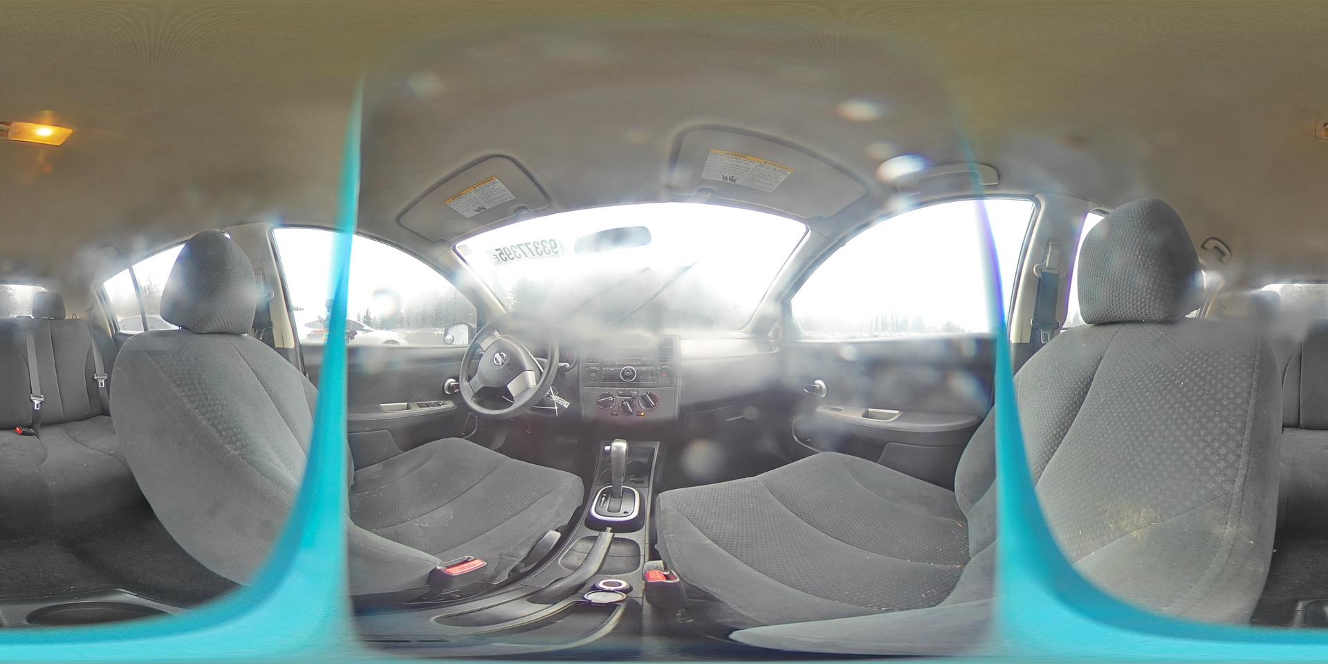 2011 NISSAN VERSA