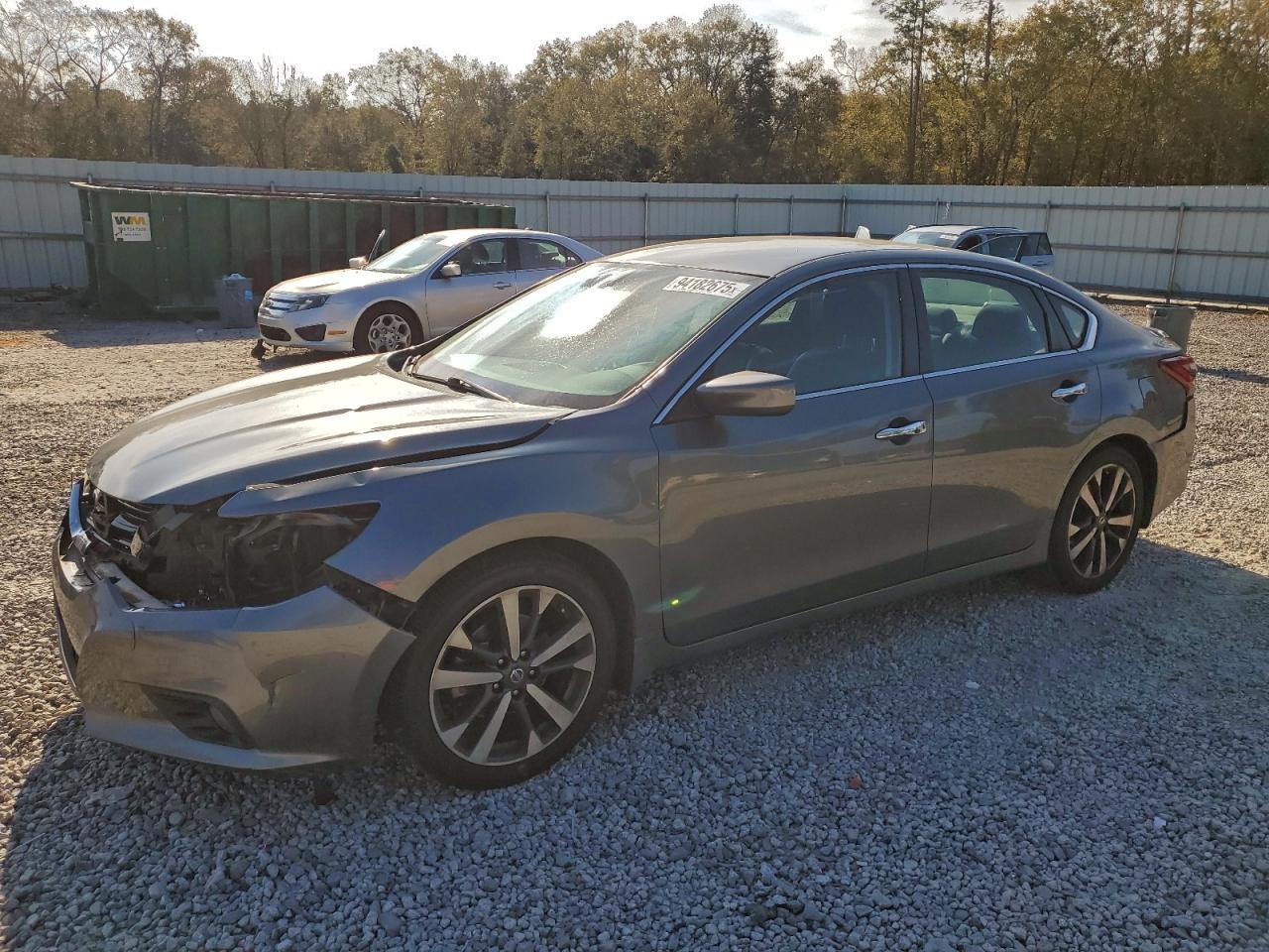 2017 NISSAN ALTIMA