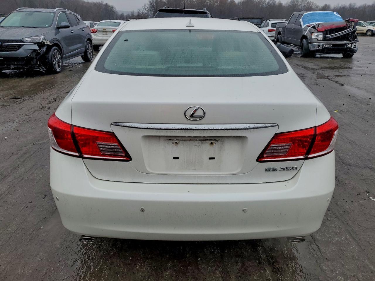 2011 LEXUS ES 350