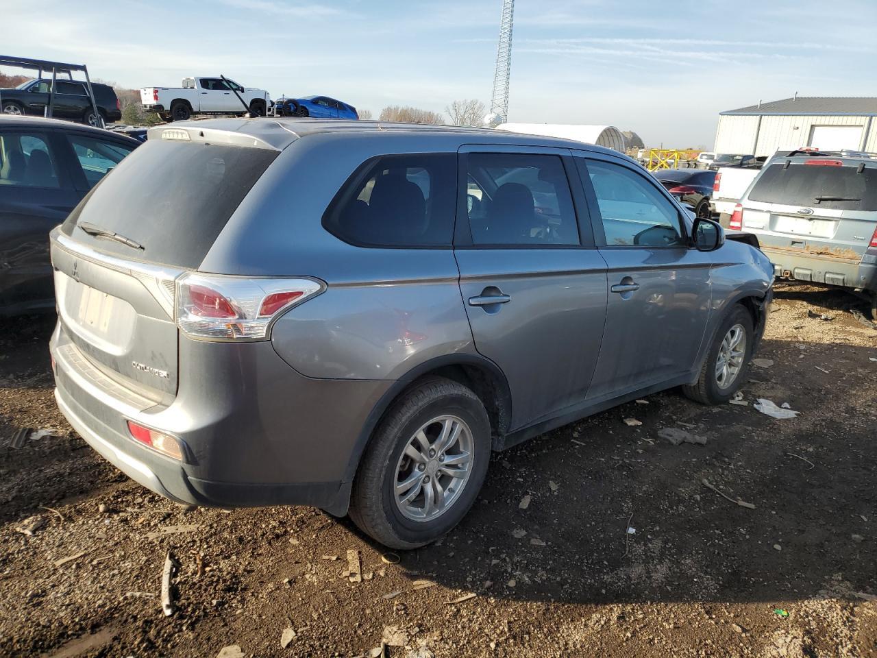 2015 MITSUBISHI outlander