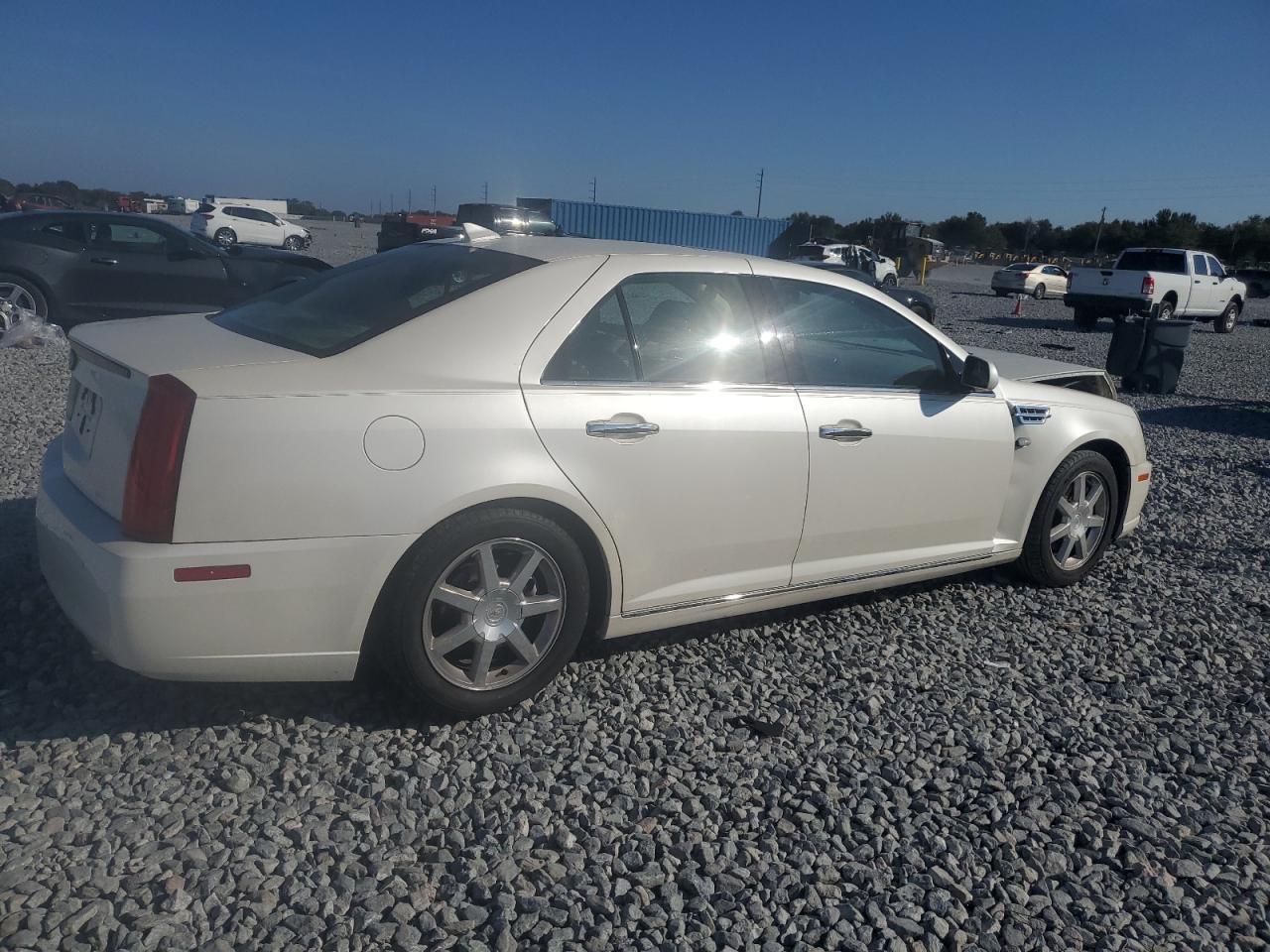 2010 CADILLAC STS