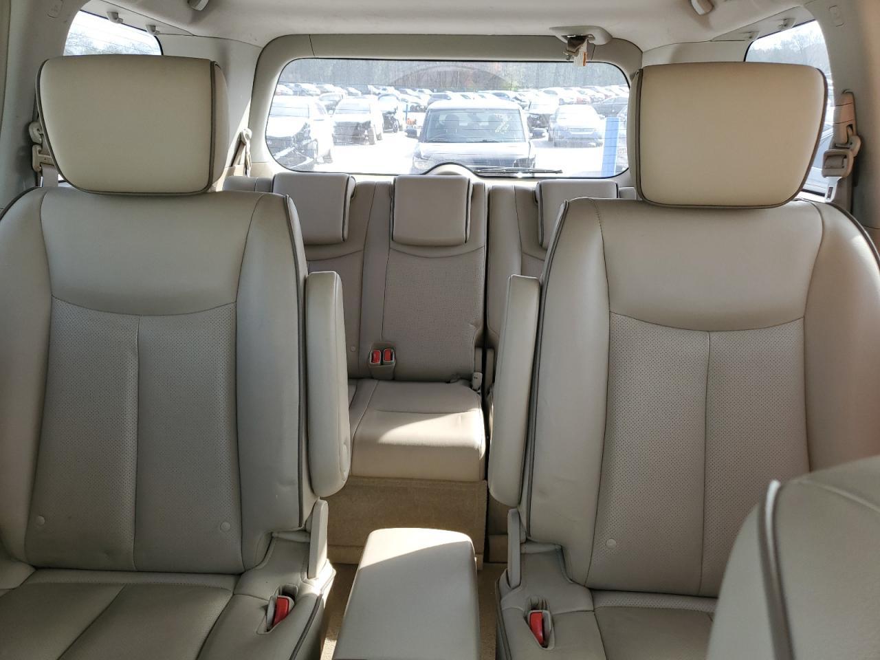 2011 NISSAN Quest