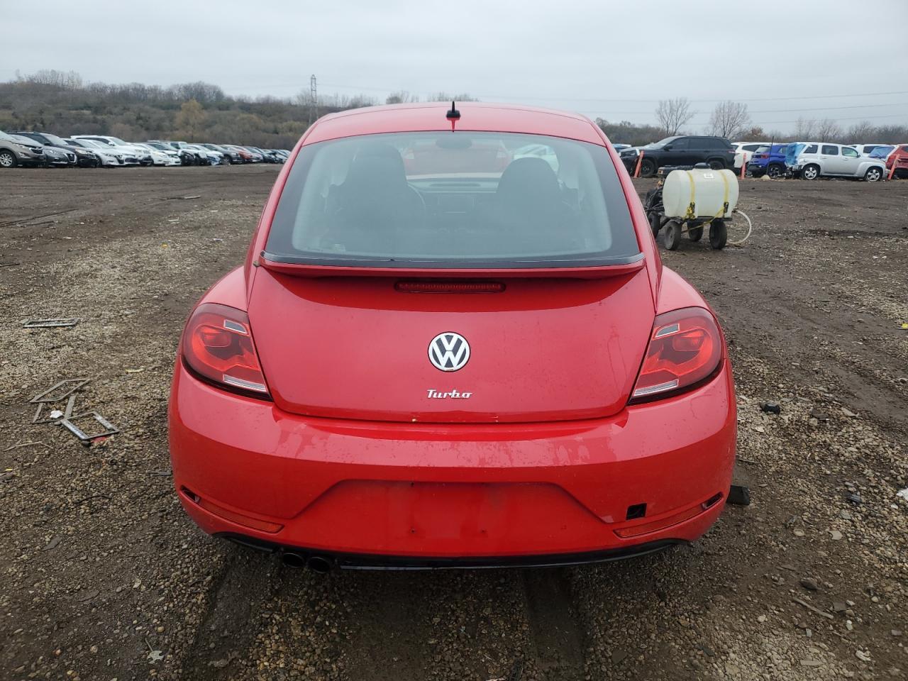 2019 VOLKSWAGEN Beetle