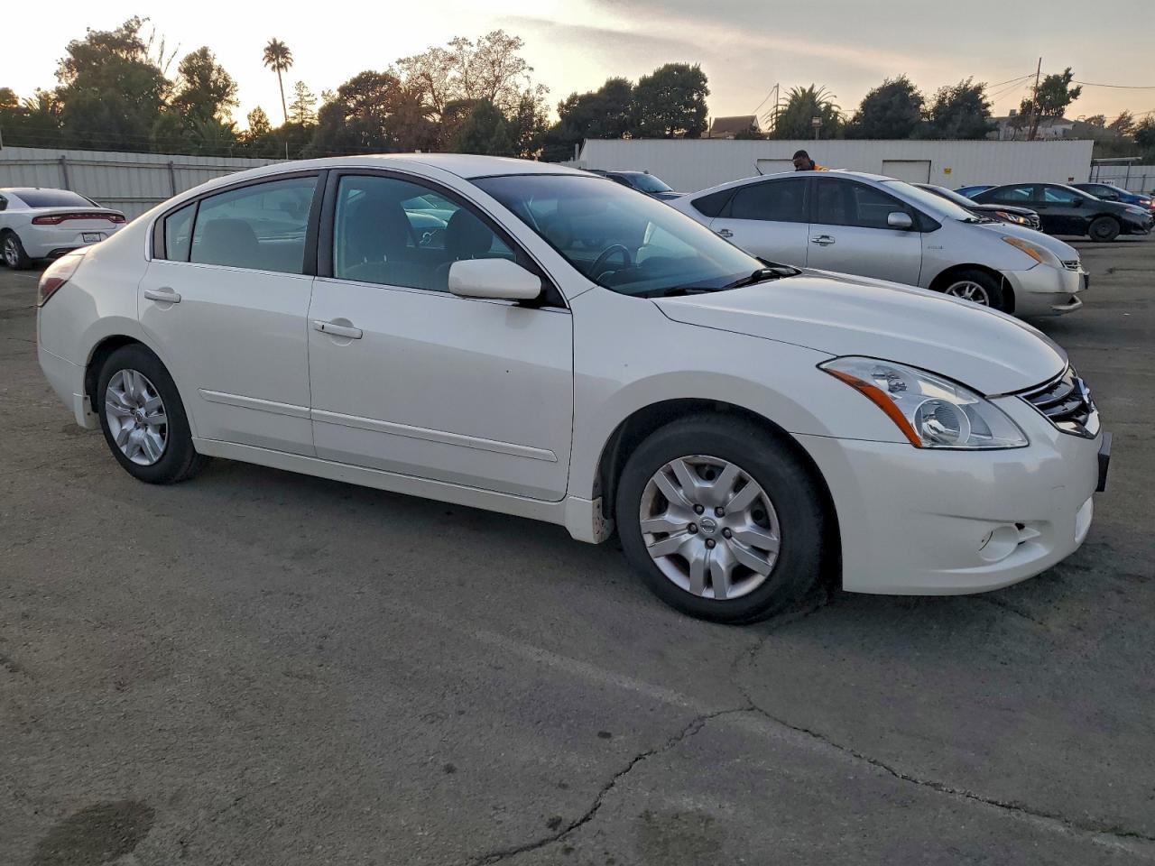 2012 NISSAN ALTIMA