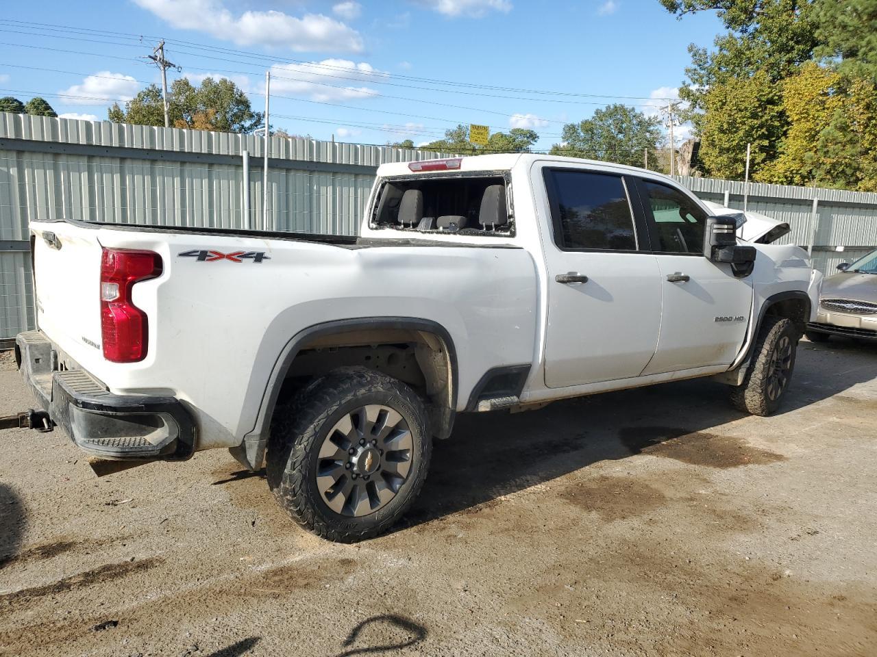 2023 CHEVROLET Silverado
