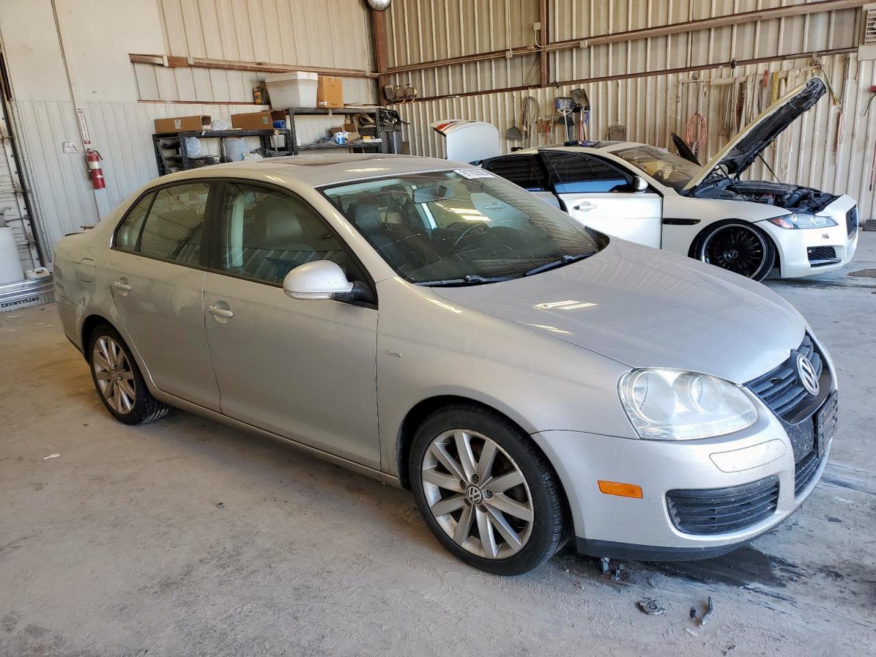 2010 VOLKSWAGEN JETTA