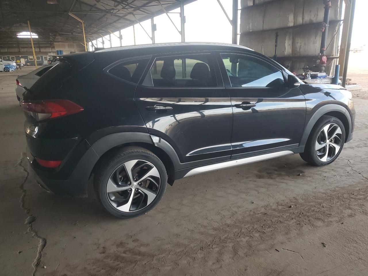 2017 HYUNDAI TUCSON