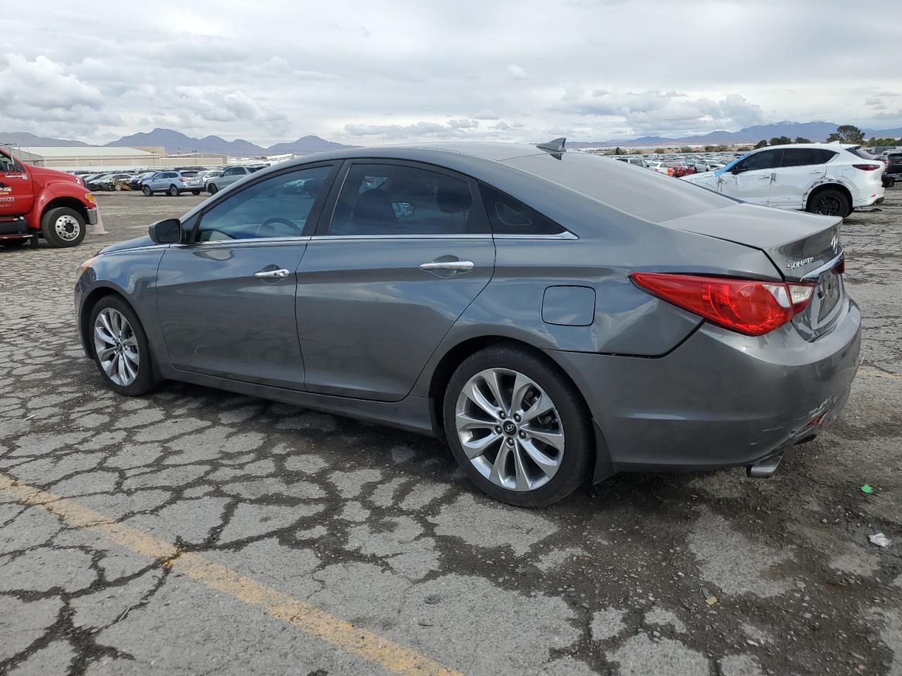 2013 HYUNDAI SONATA
