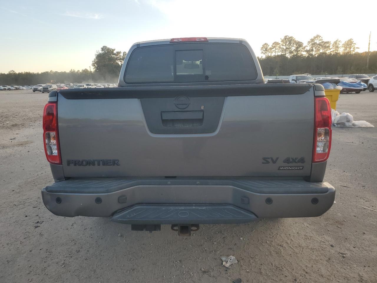 2021 NISSAN Frontier