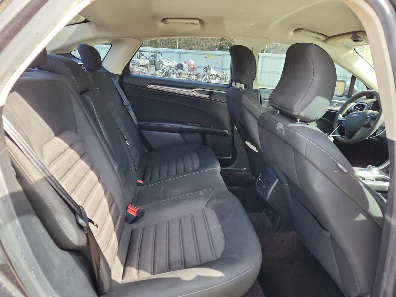 2017 FORD FUSION