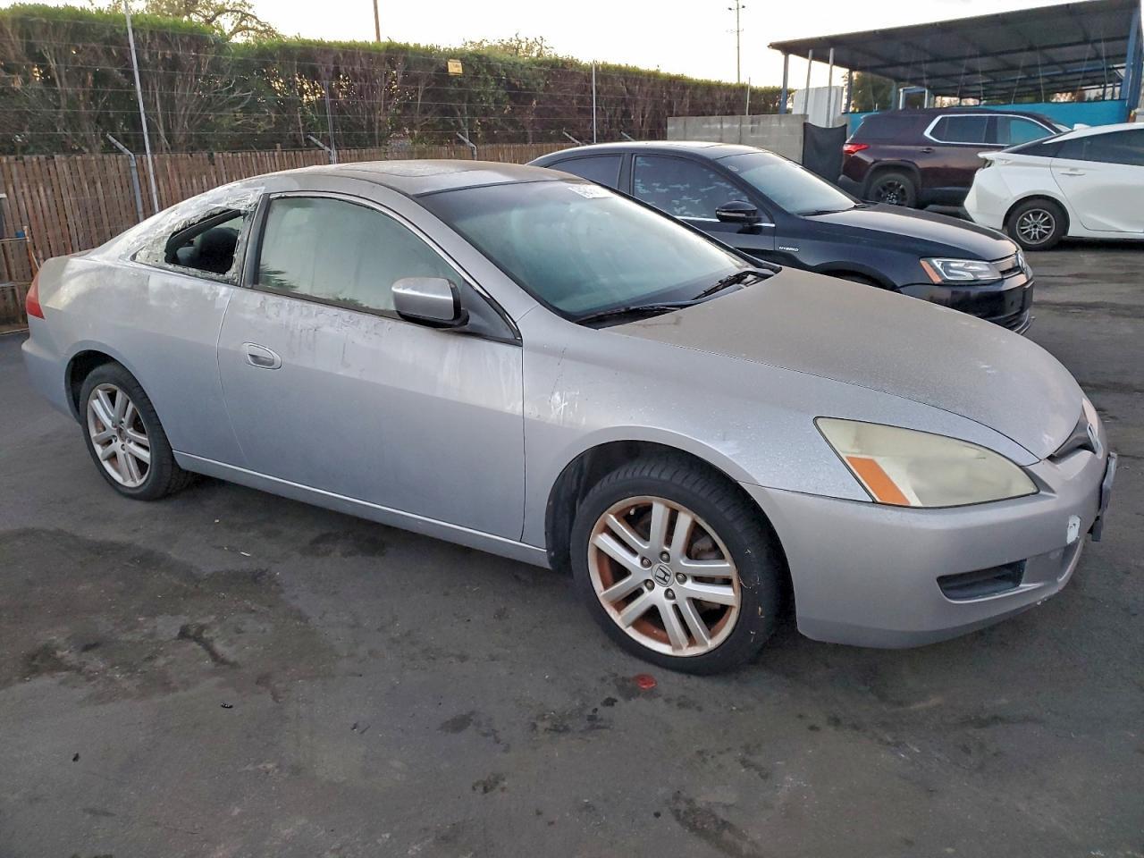 2004 HONDA ACCORD