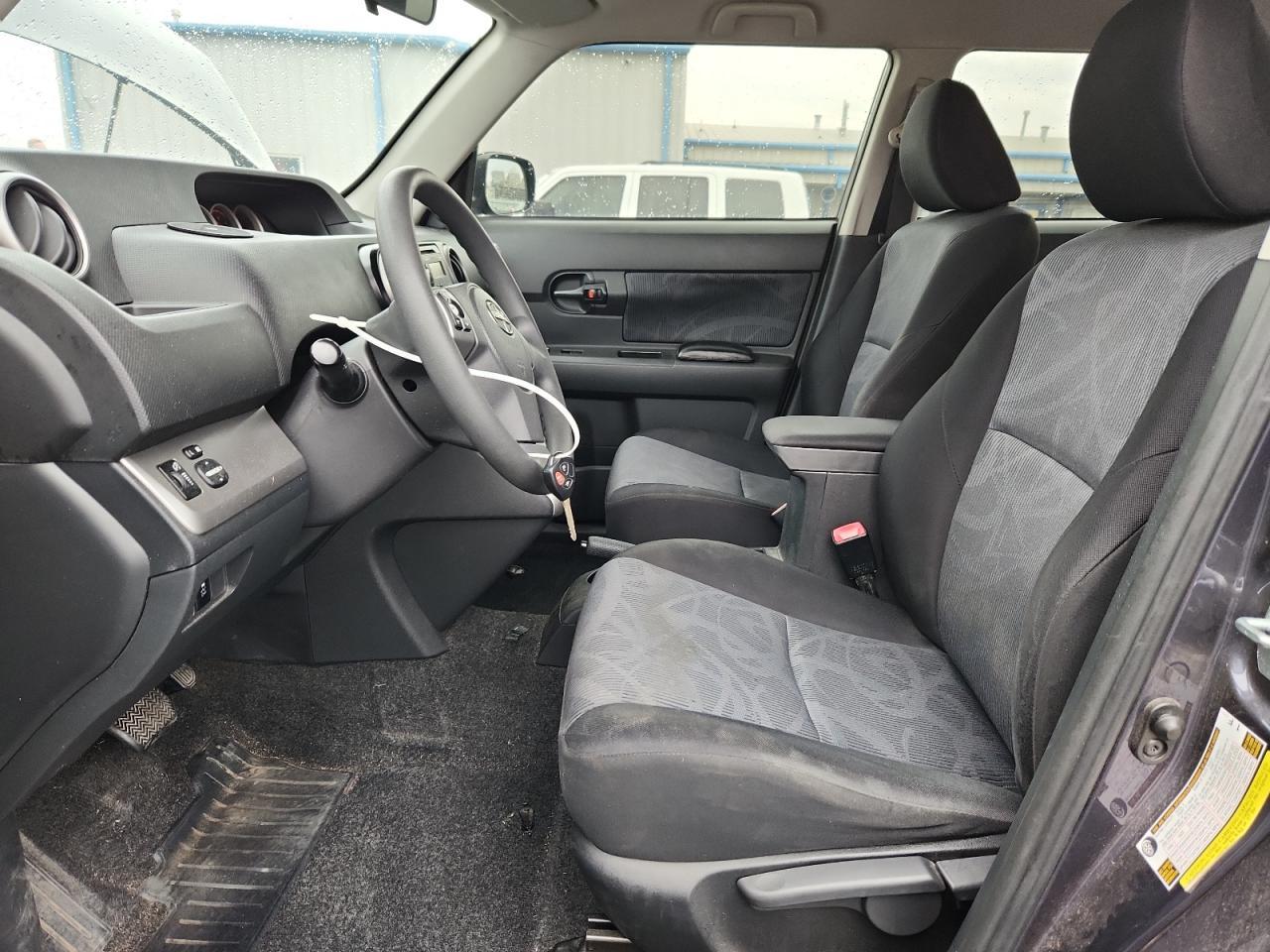 2012 TOYOTA SCION