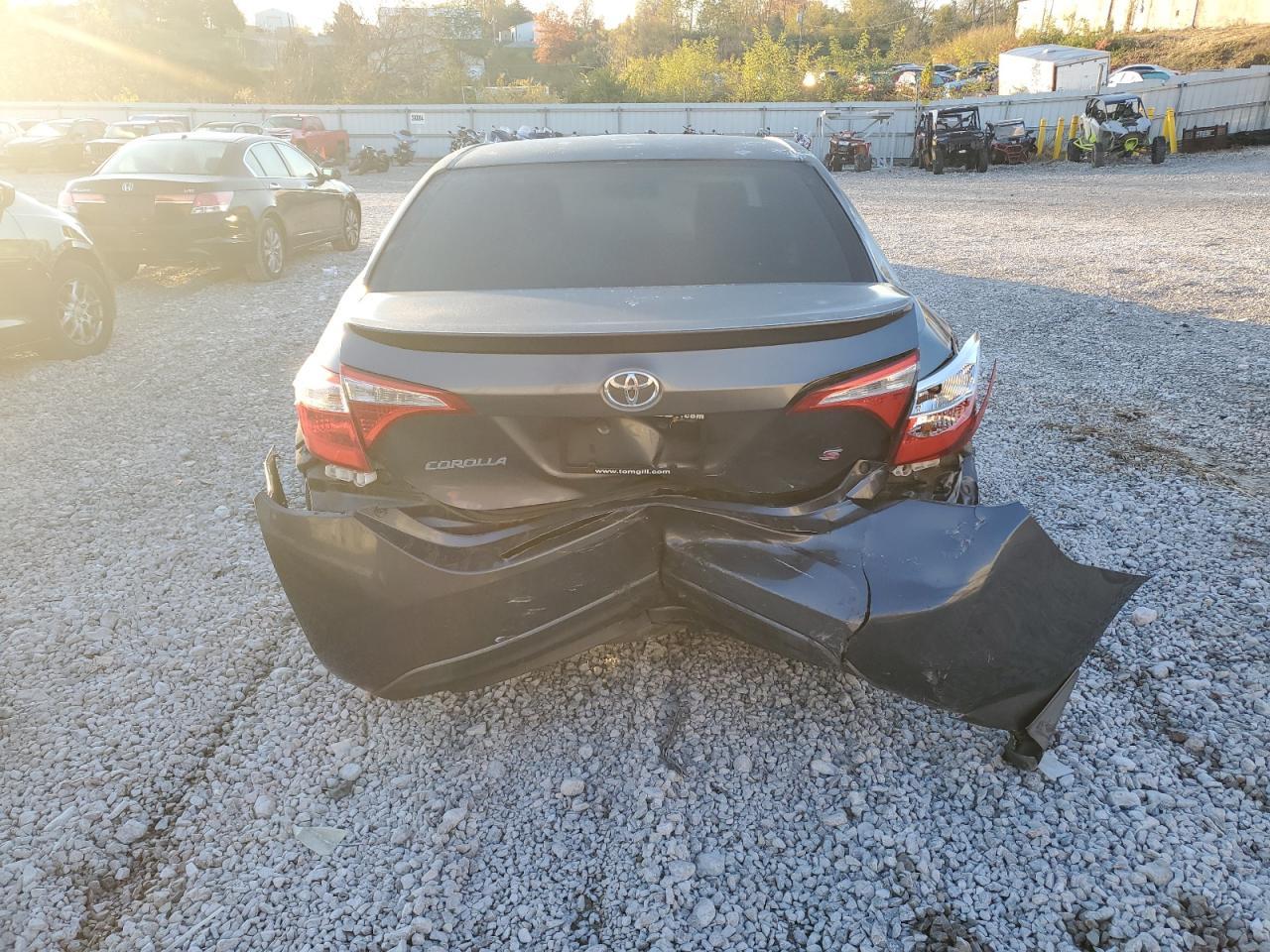 2015 TOYOTA COROLLA