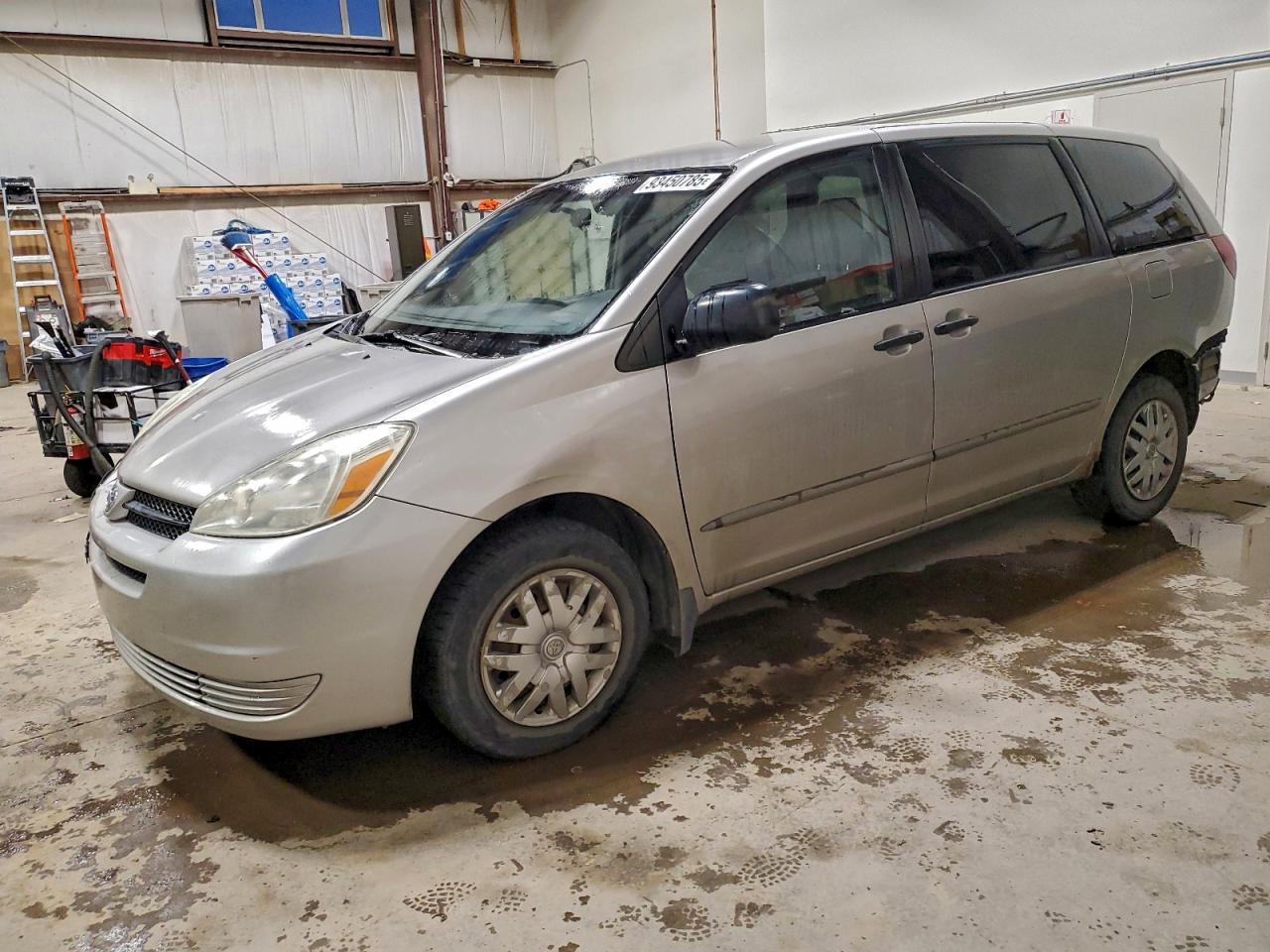 2005 TOYOTA SIENNA