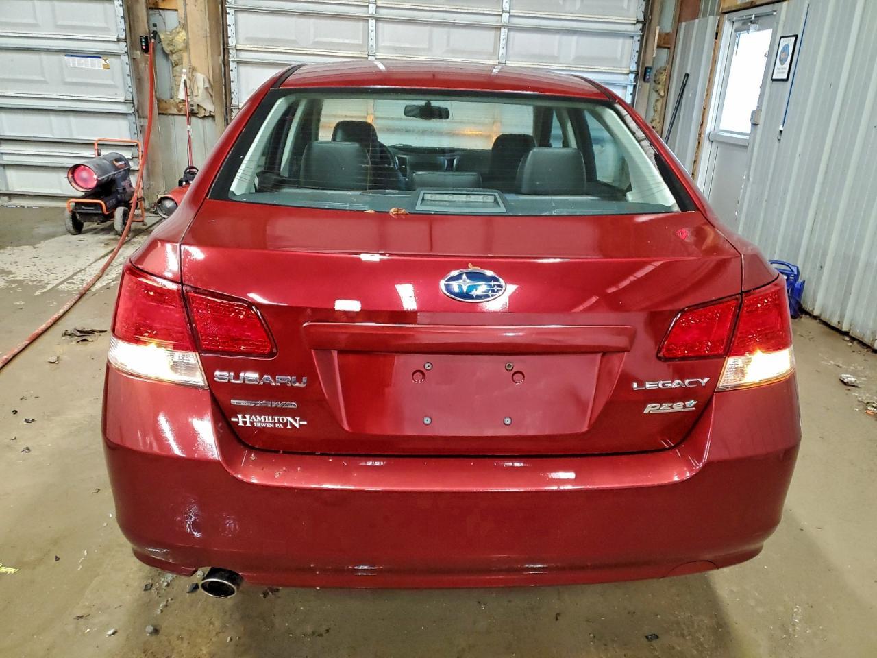 2010 SUBARU Legacy