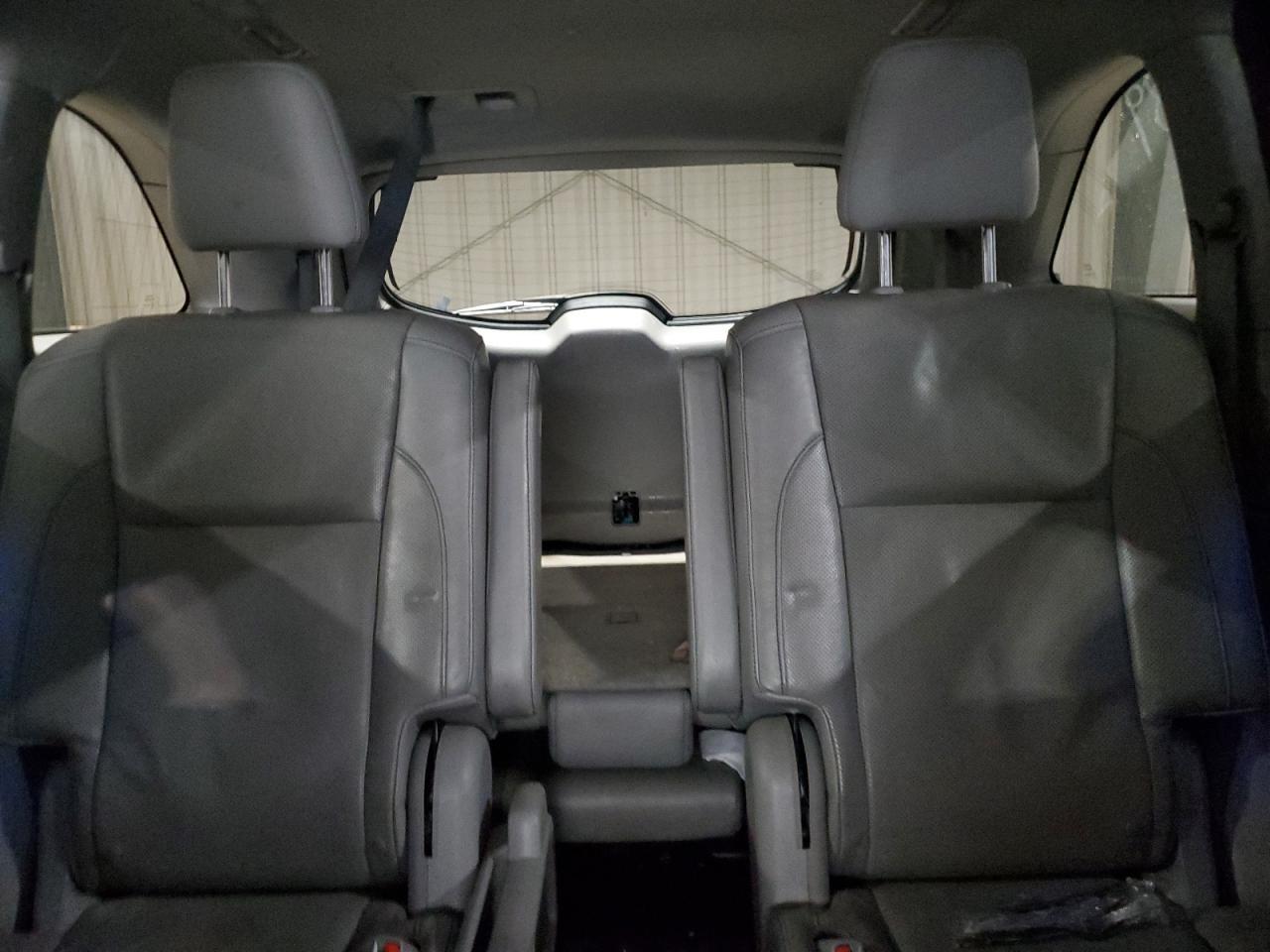 2014 TOYOTA HIGHLANDER