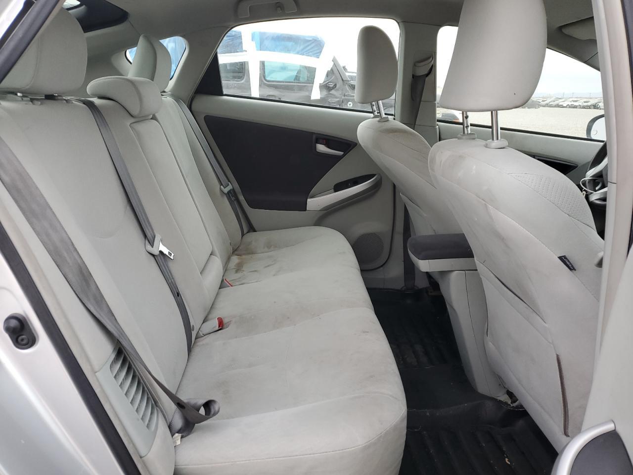 2011 TOYOTA PRIUS