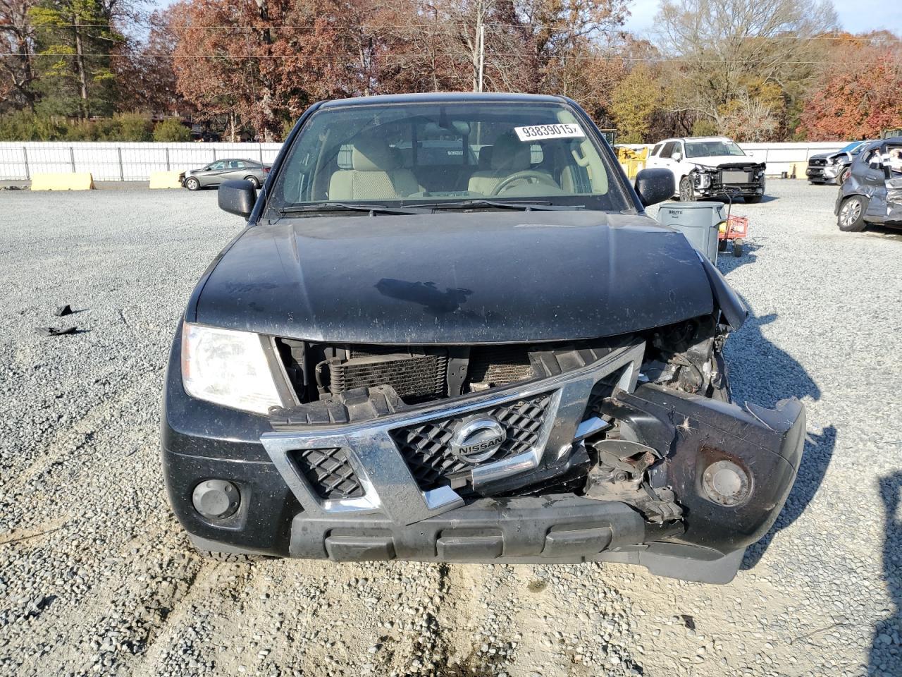 2012 NISSAN Frontier