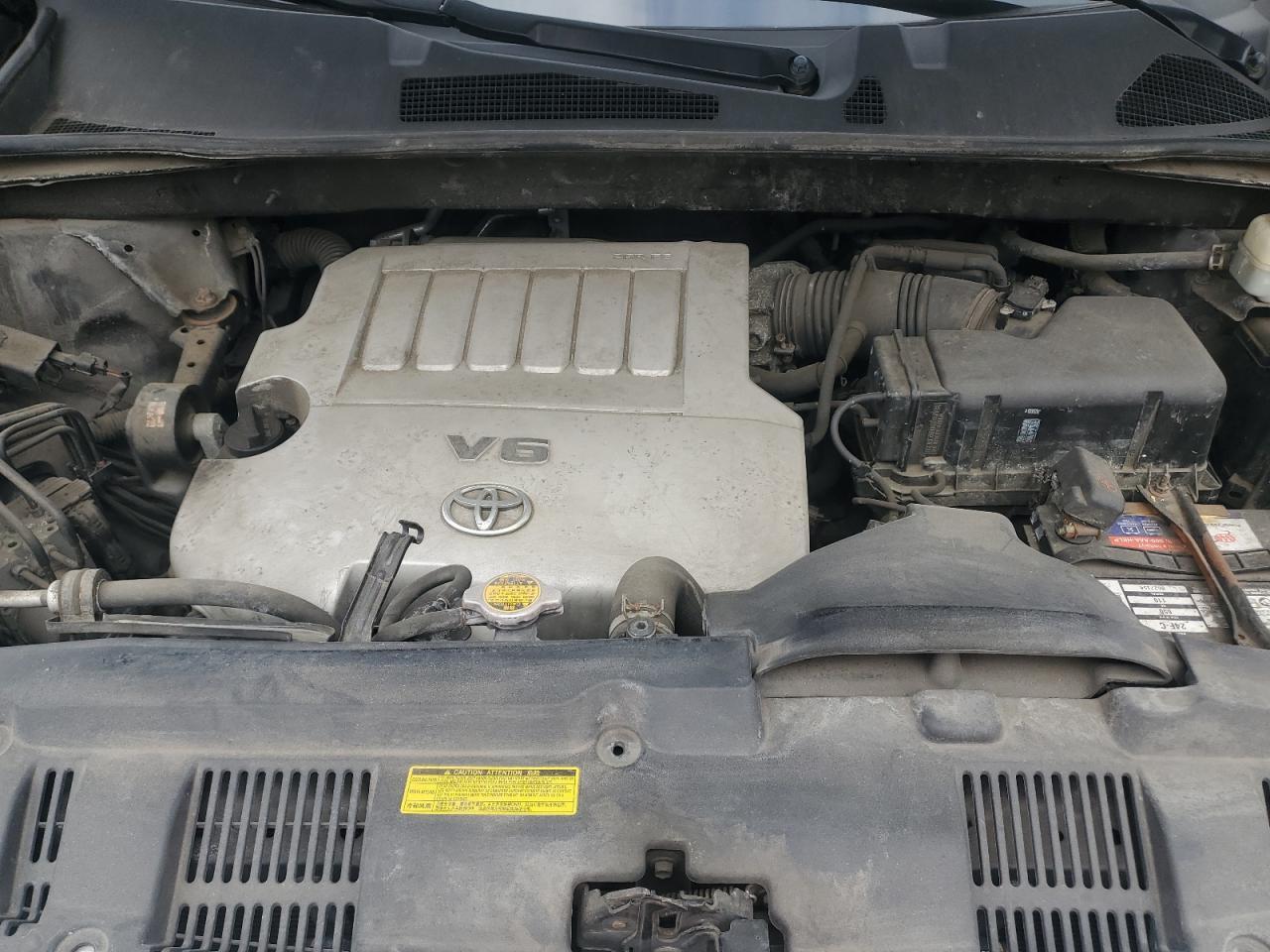 2011 TOYOTA HIGHLANDER