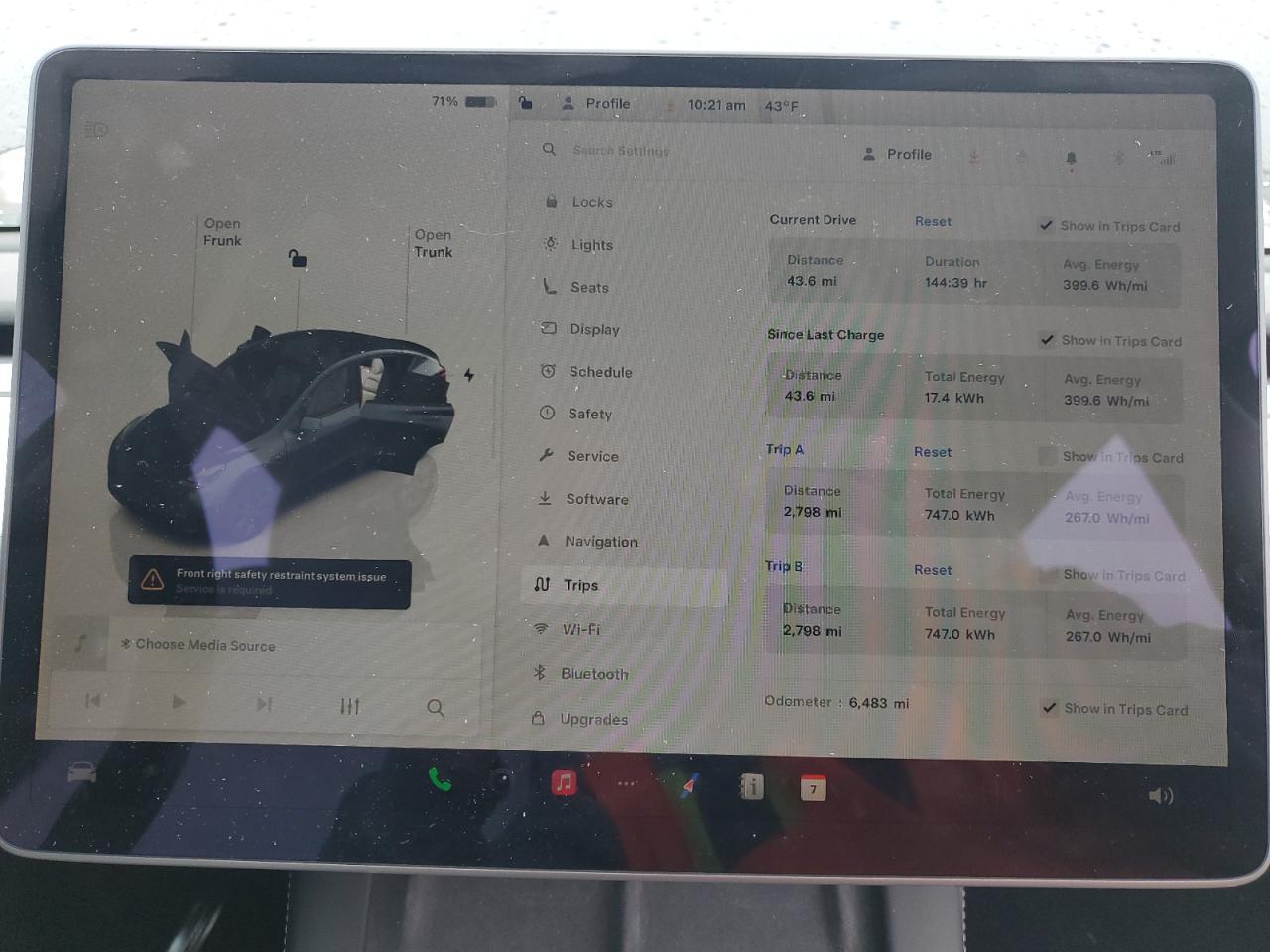 2025 TESLA MODEL Y