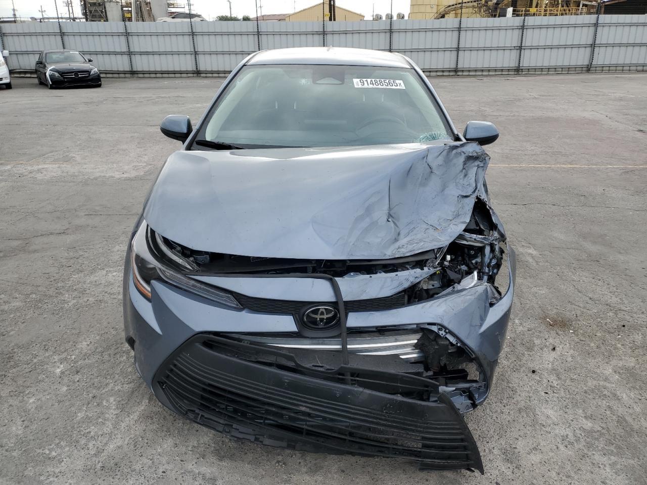 2025 TOYOTA COROLLA