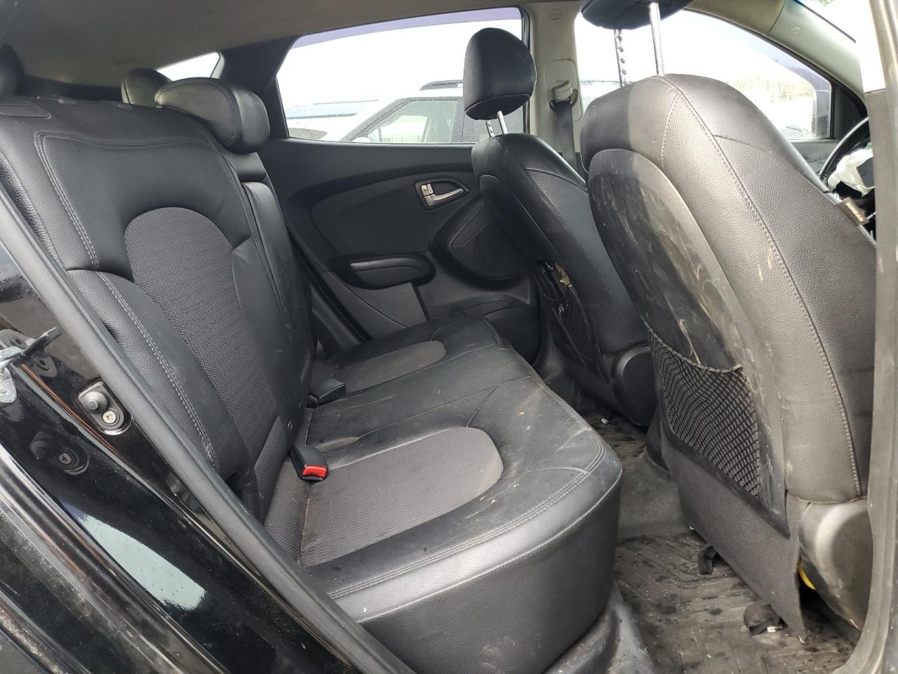 2012 HYUNDAI TUCSON