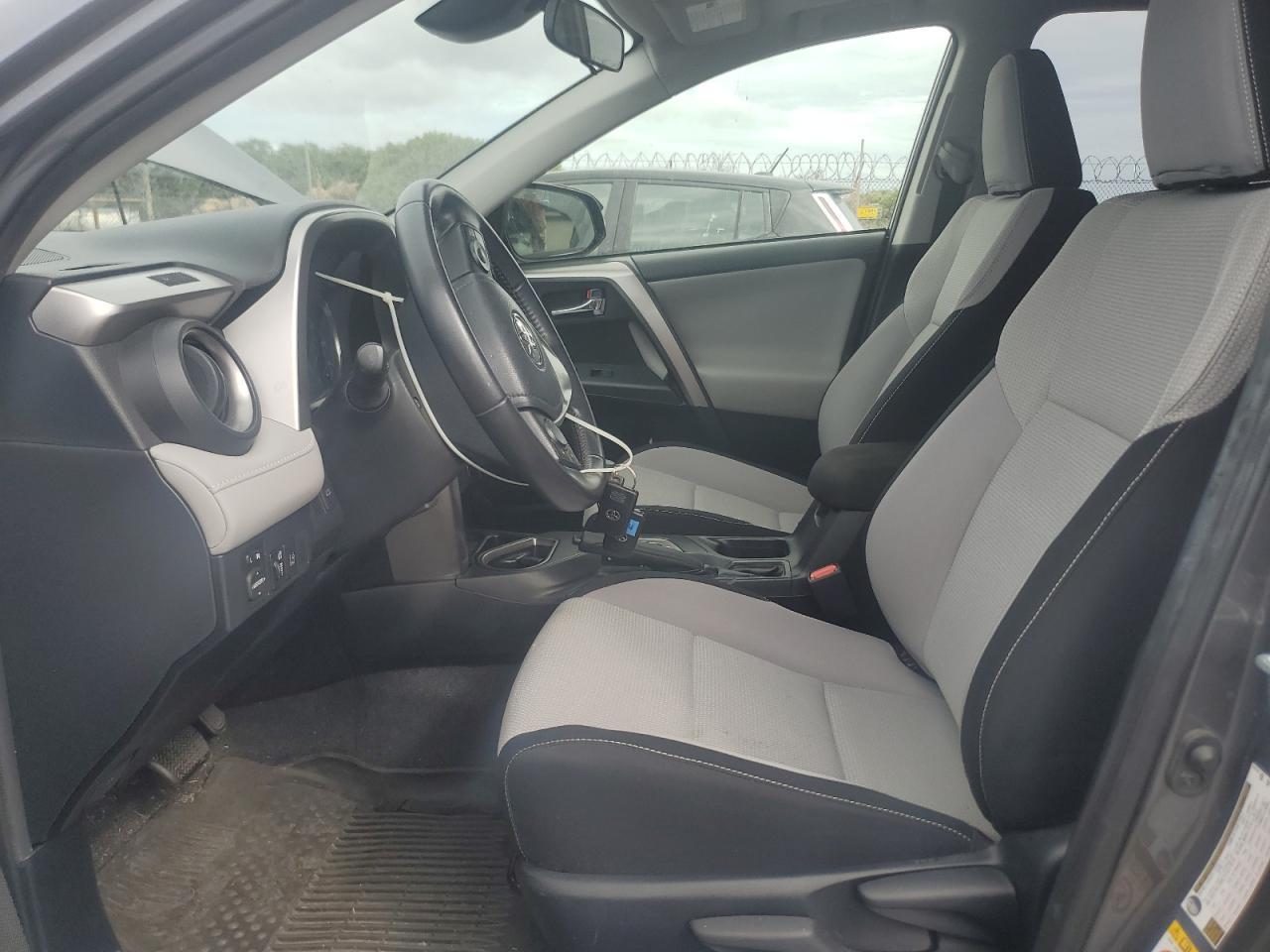 2016 TOYOTA RAV4