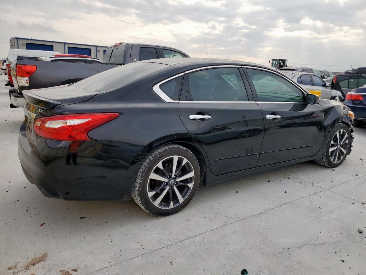 2016 NISSAN ALTIMA