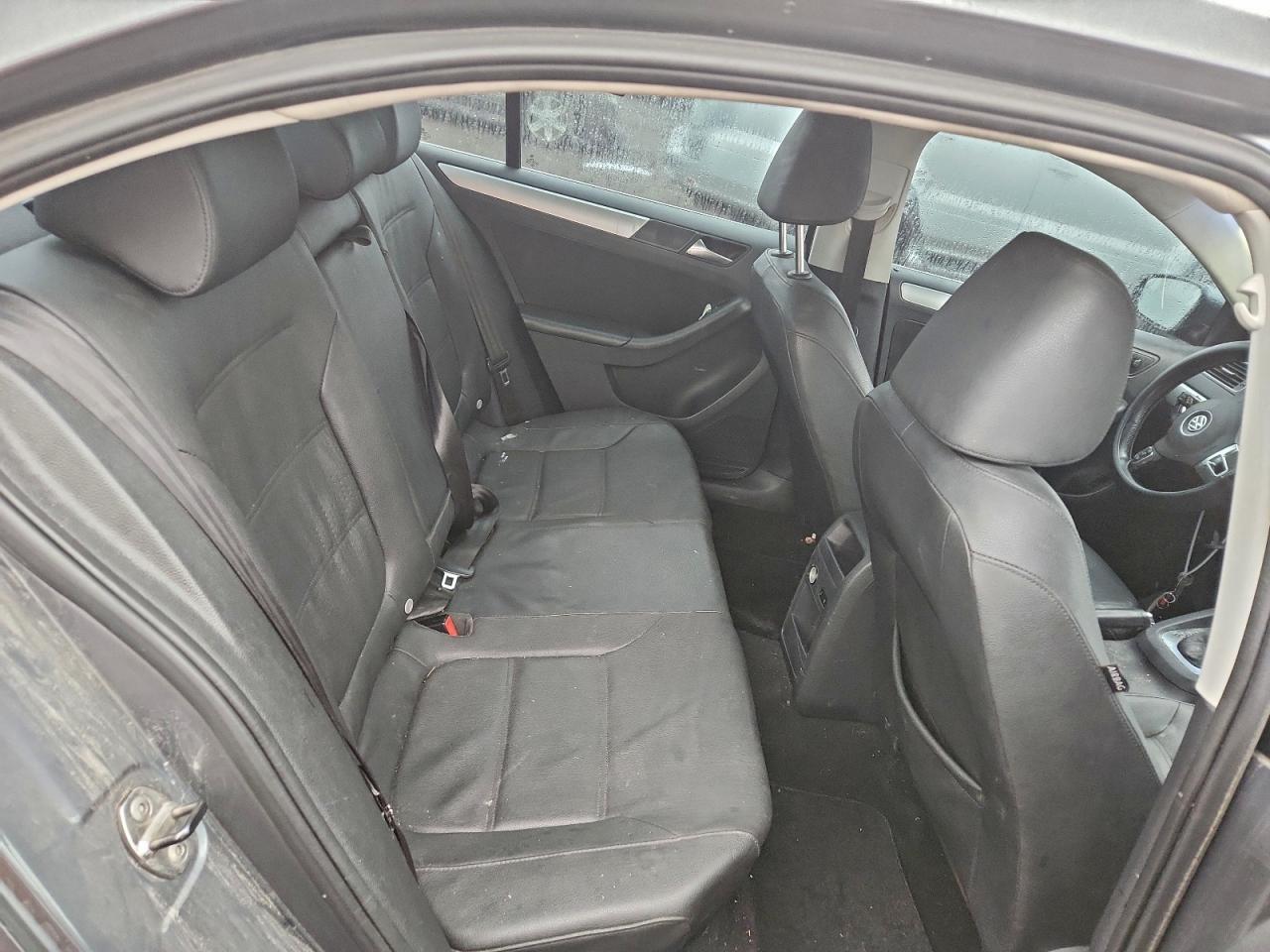 2012 VOLKSWAGEN JETTA