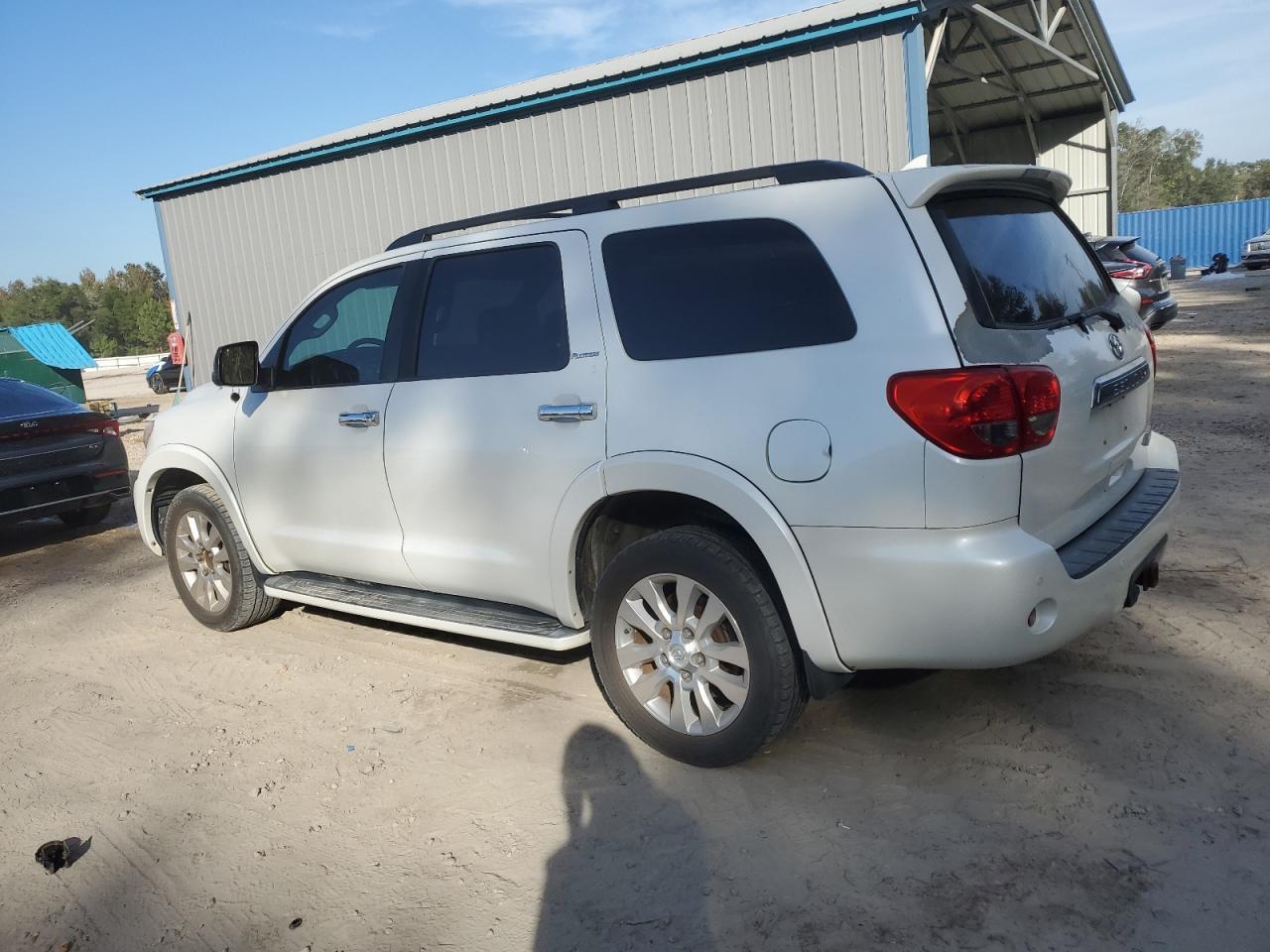2012 TOYOTA Sequoia