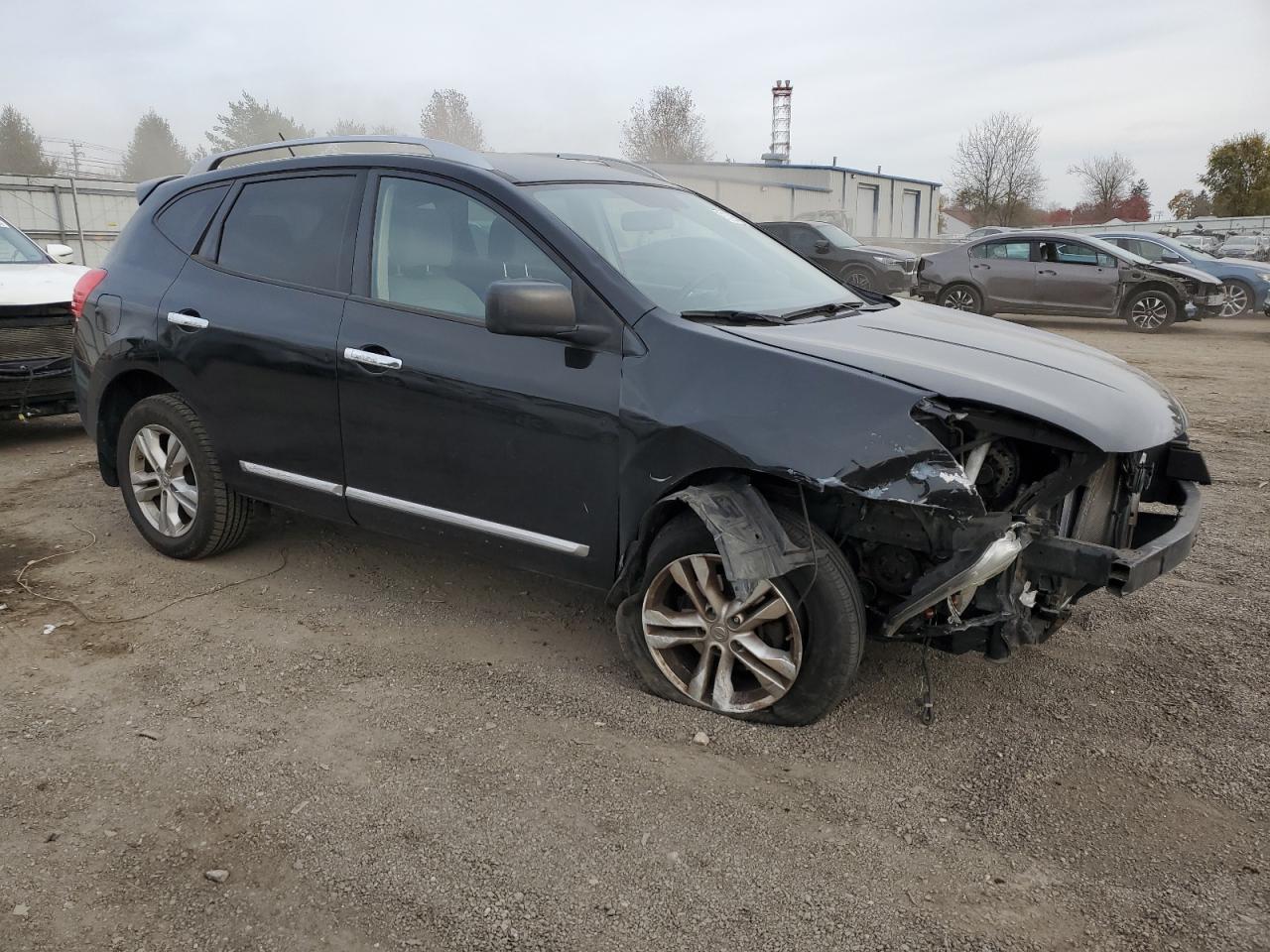 2015 NISSAN ROGUE