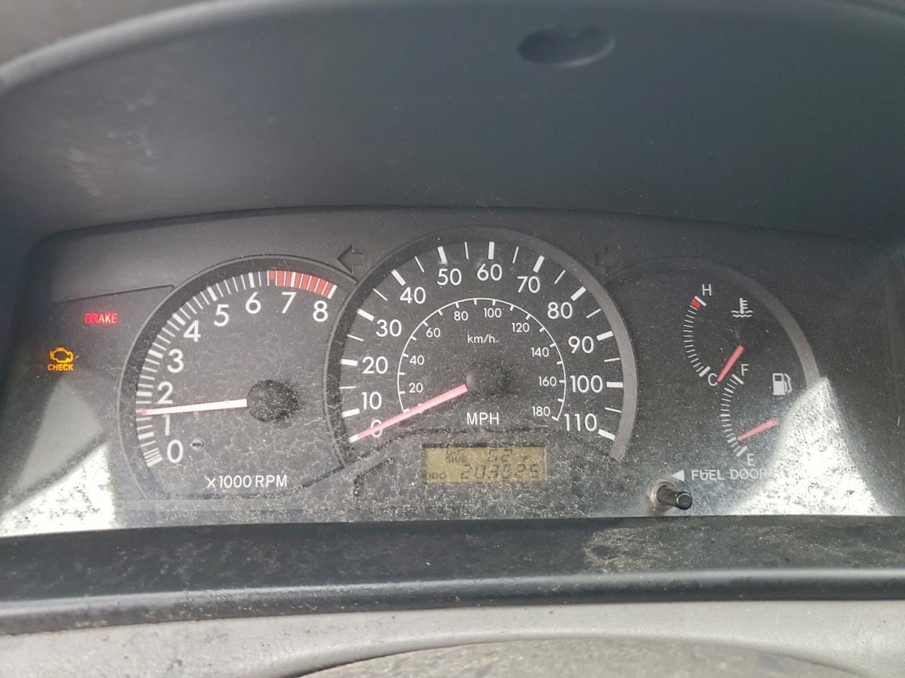 2004 TOYOTA COROLLA