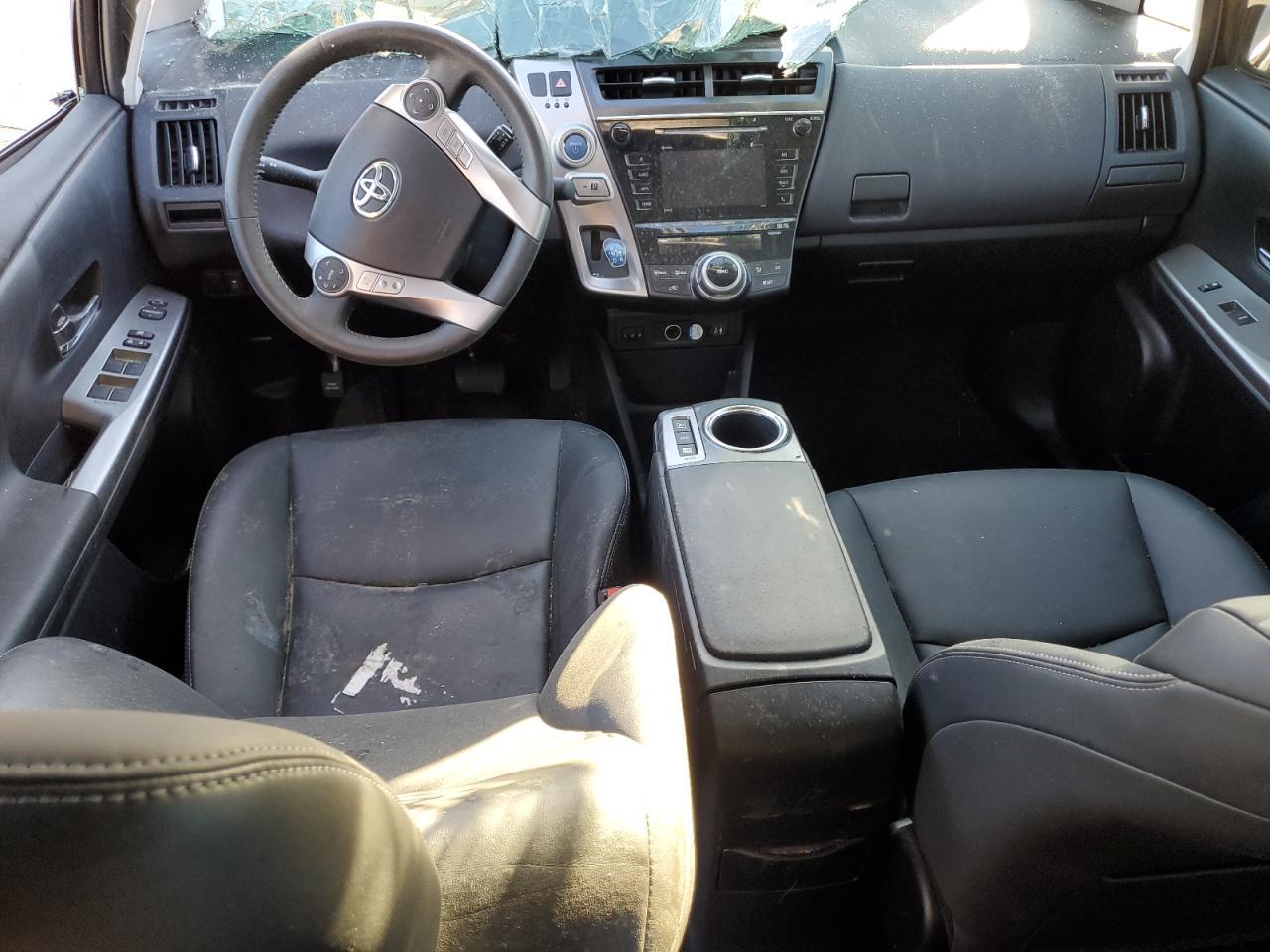 2017 TOYOTA PRIUS V