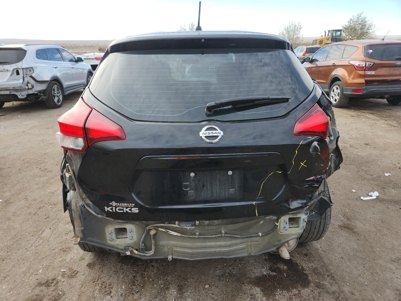 2020 NISSAN KICKS