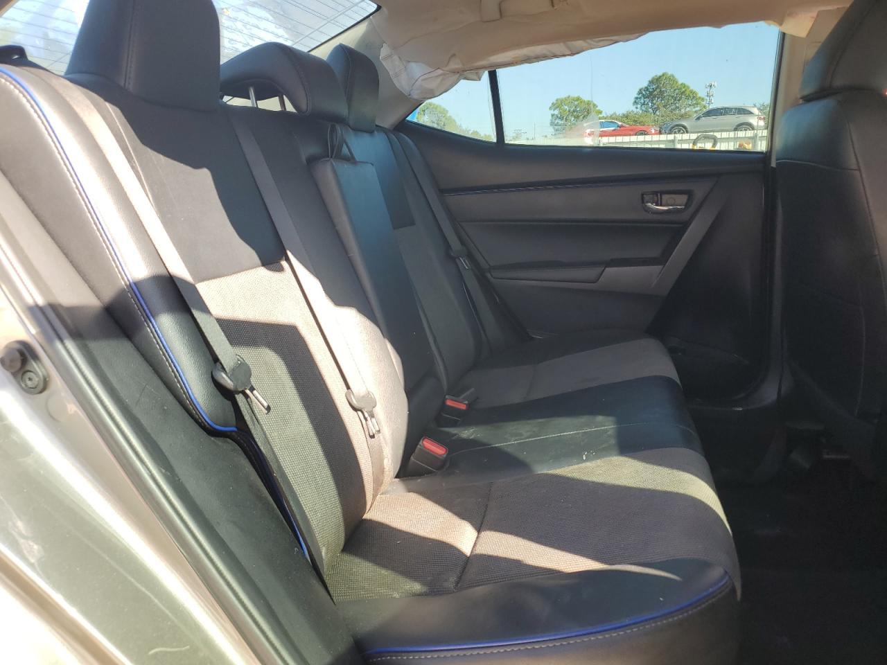 2017 TOYOTA COROLLA