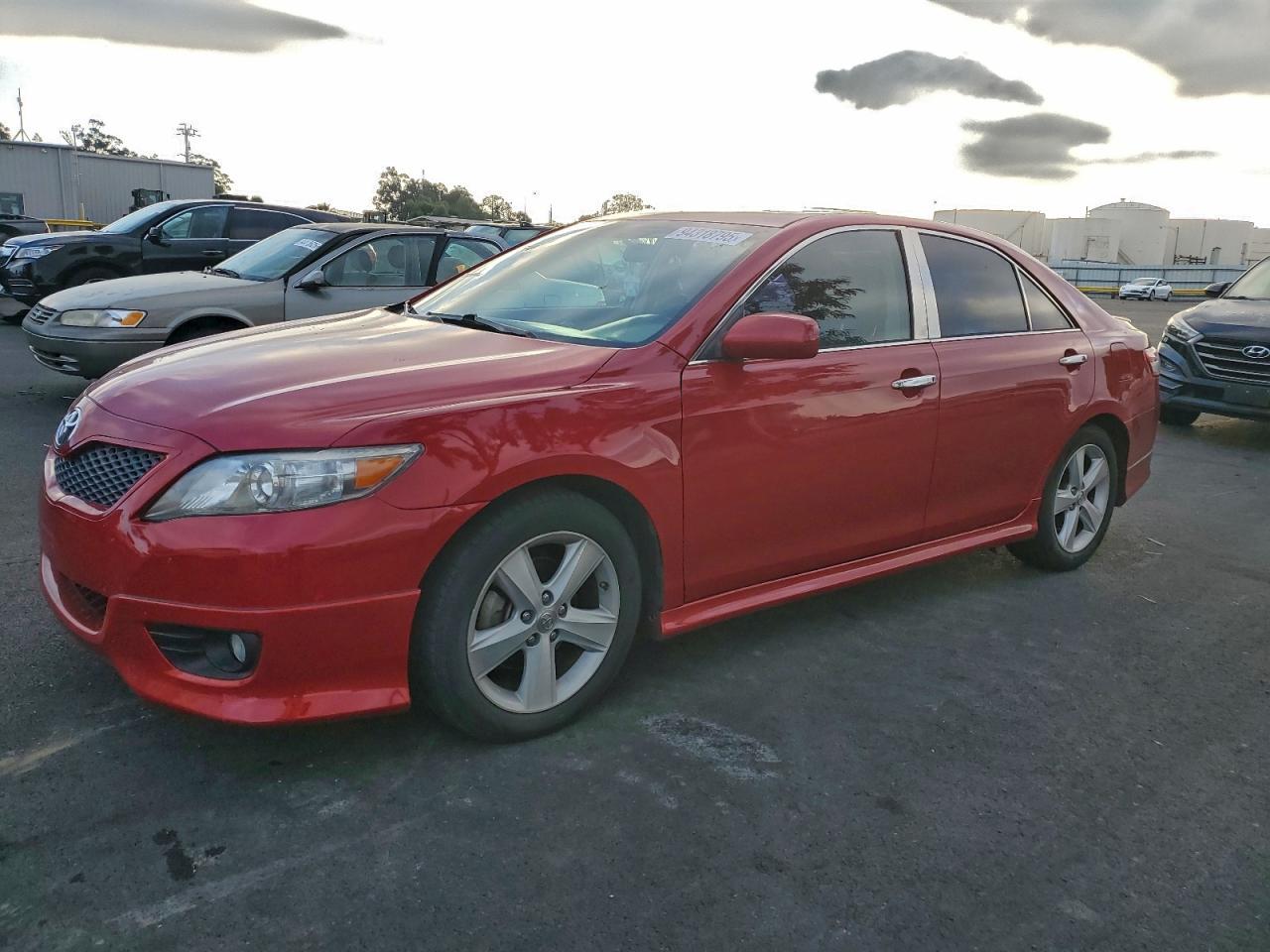 2010 TOYOTA CAMRY