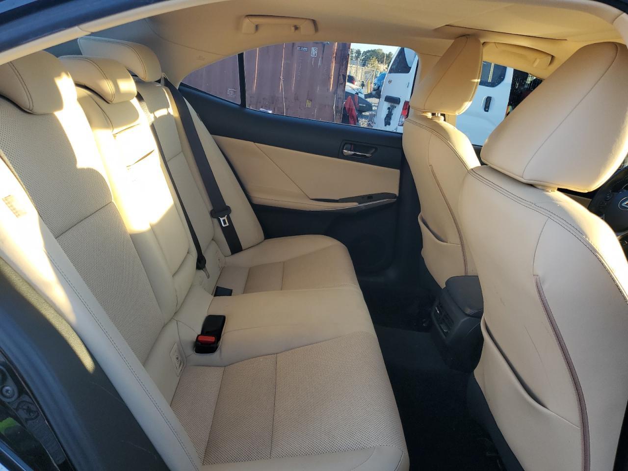 2015 LEXUS IS 250