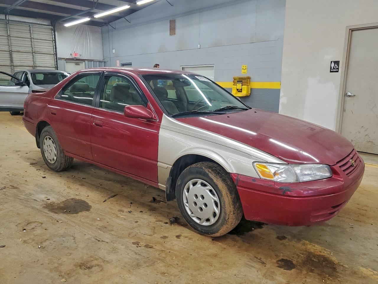 1997 TOYOTA CAMRY