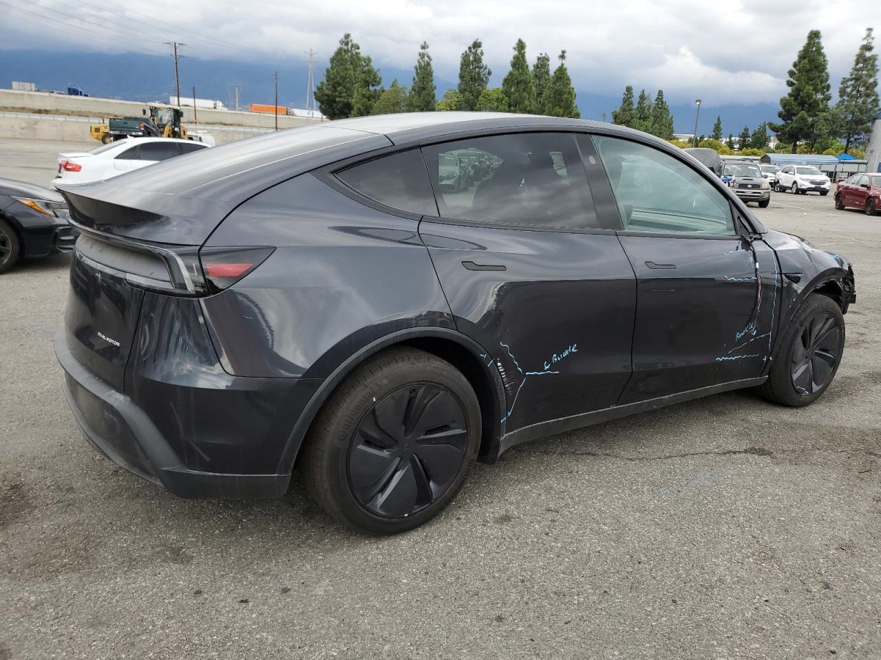 2026 TESLA MODEL Y
