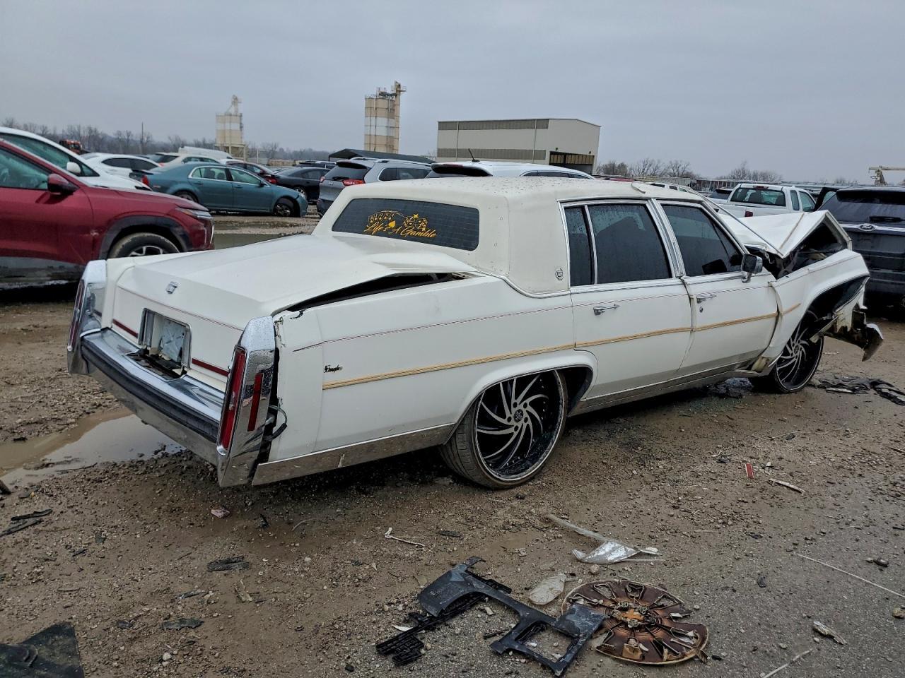 1989 CADILLAC Brougham