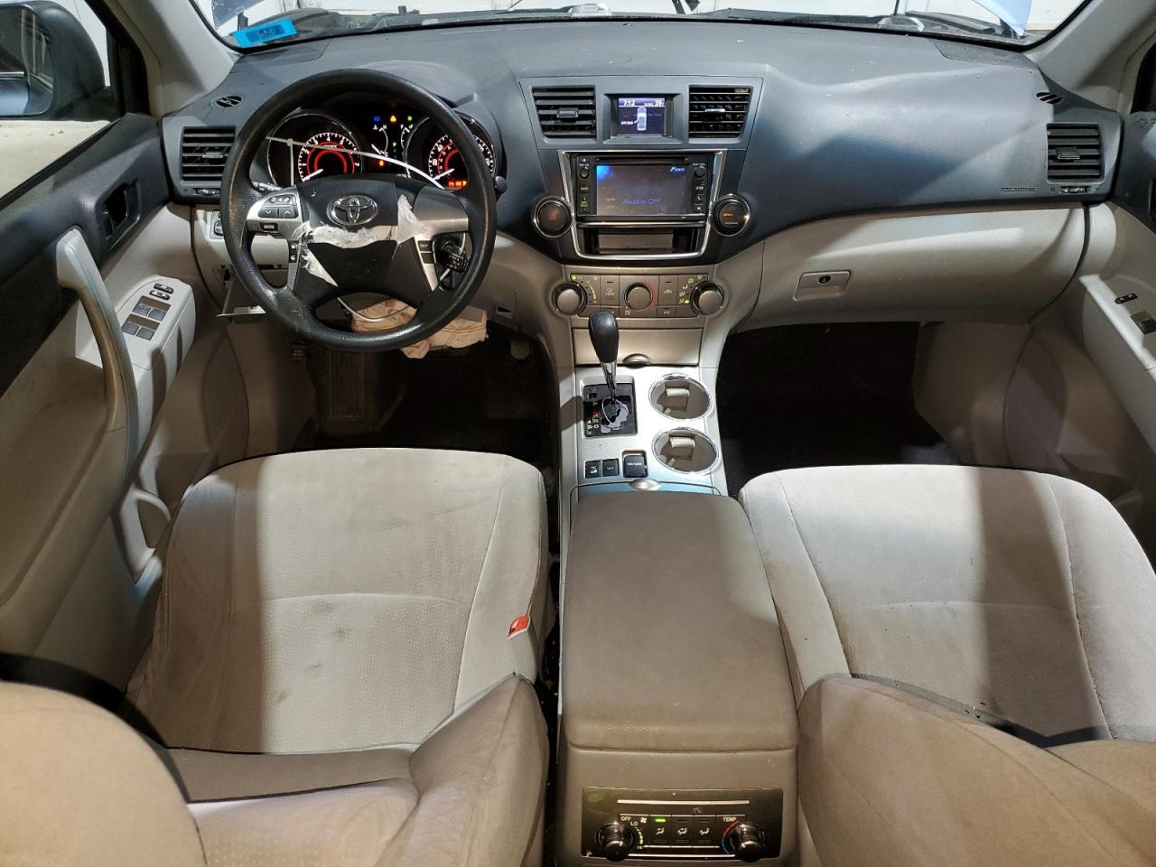 2013 TOYOTA HIGHLANDER