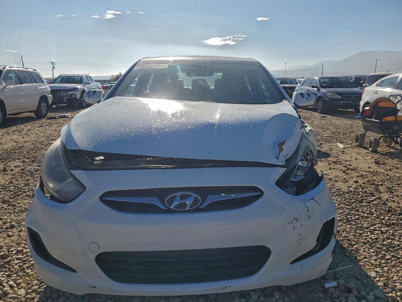 2013 HYUNDAI ACCENT