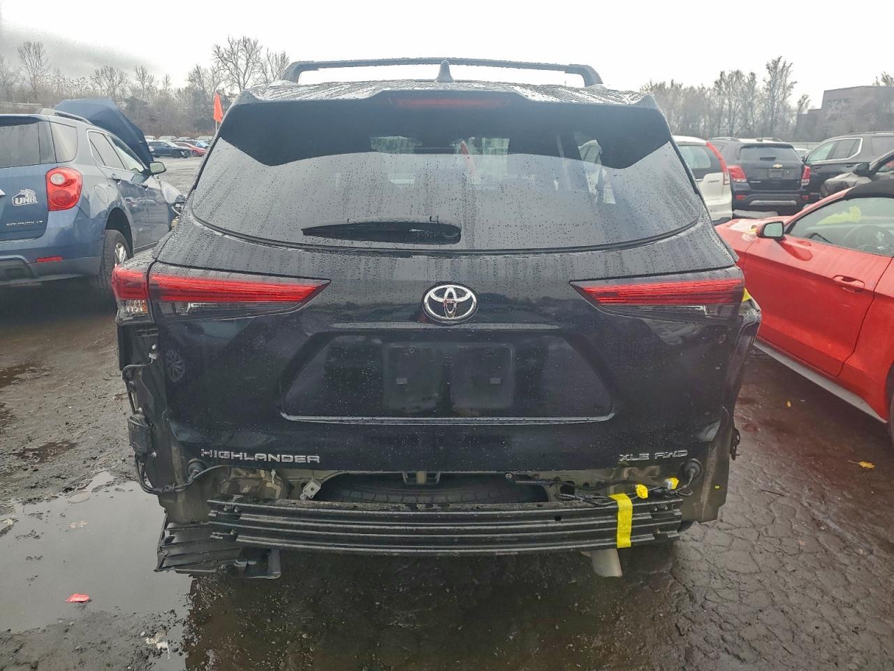 2023 TOYOTA HIGHLANDER
