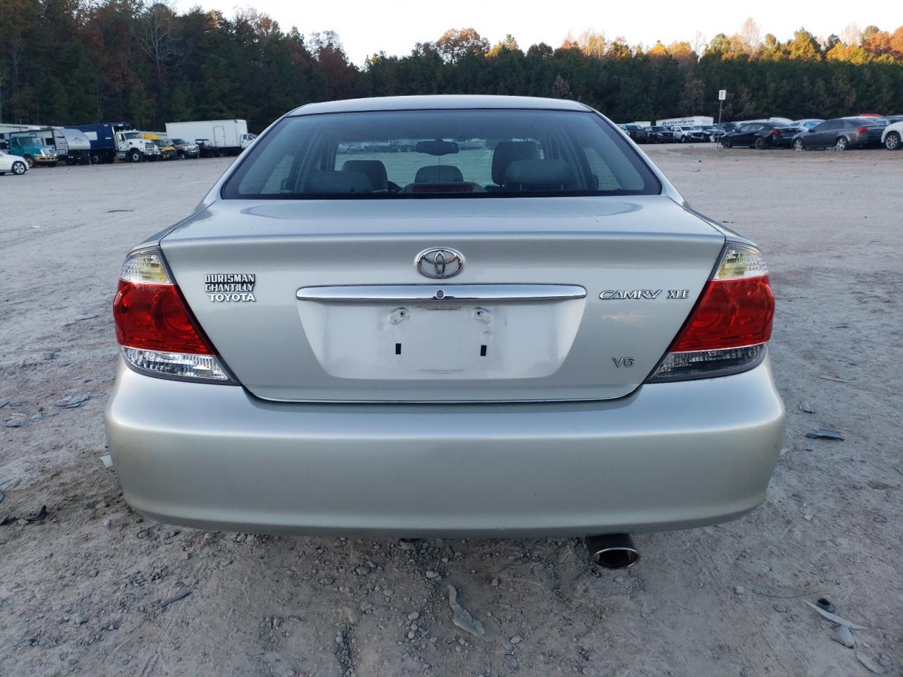 2005 TOYOTA CAMRY