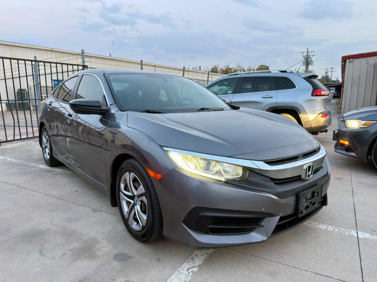 2016 HONDA CIVIC