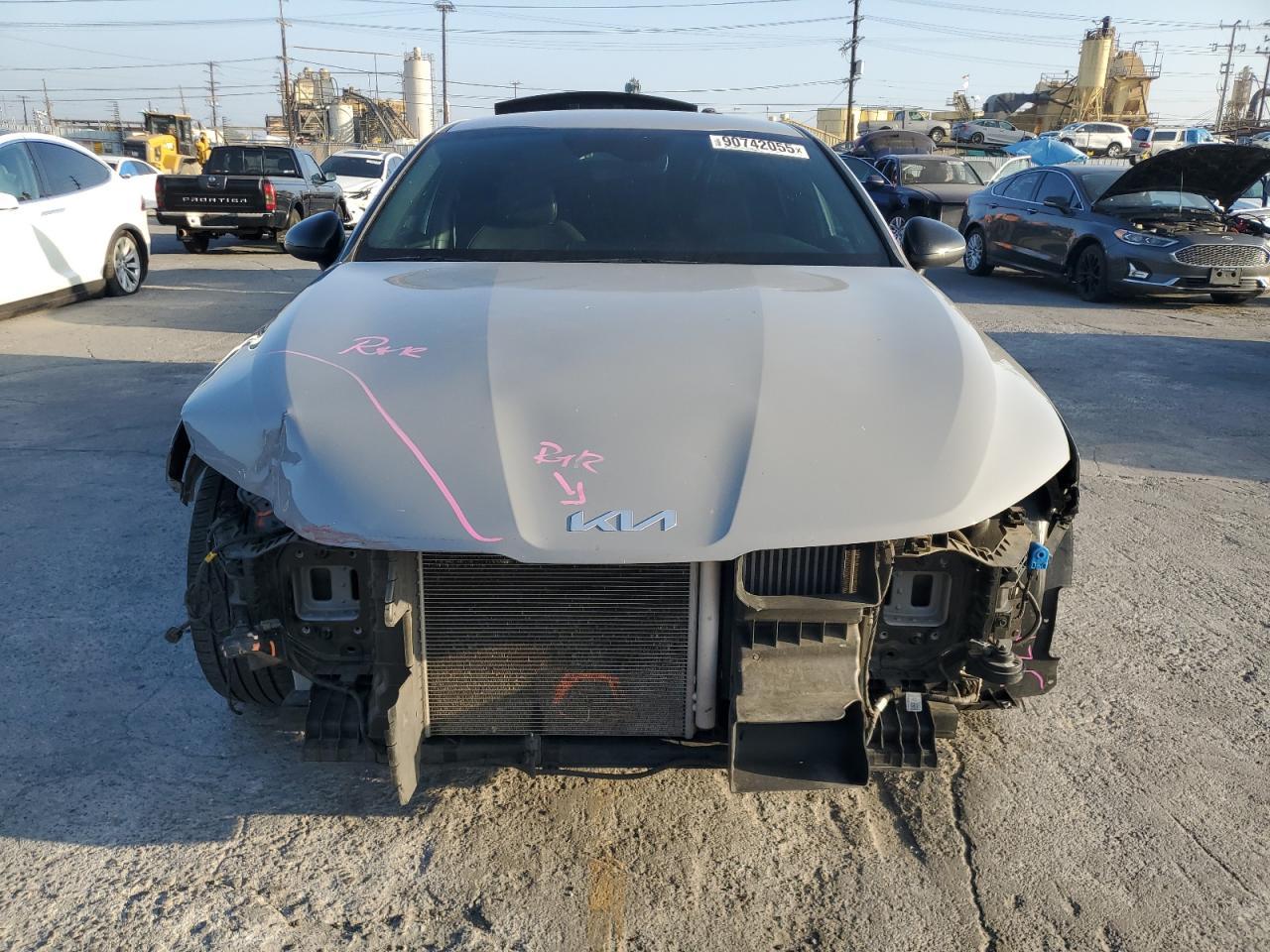 2022 KIA K5