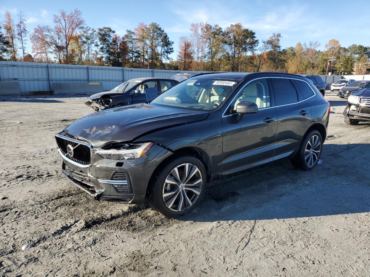 2022 VOLVO XC60