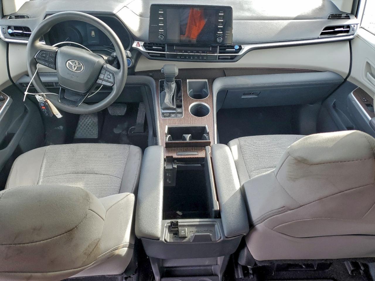 2023 TOYOTA SIENNA