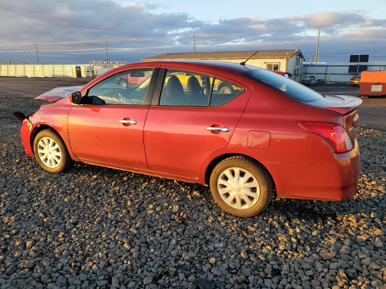 2019 NISSAN VERSA